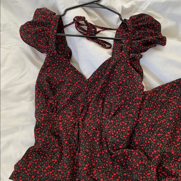 Nasty Gal Dresses & Skirts - Floral ruffle maxi dress